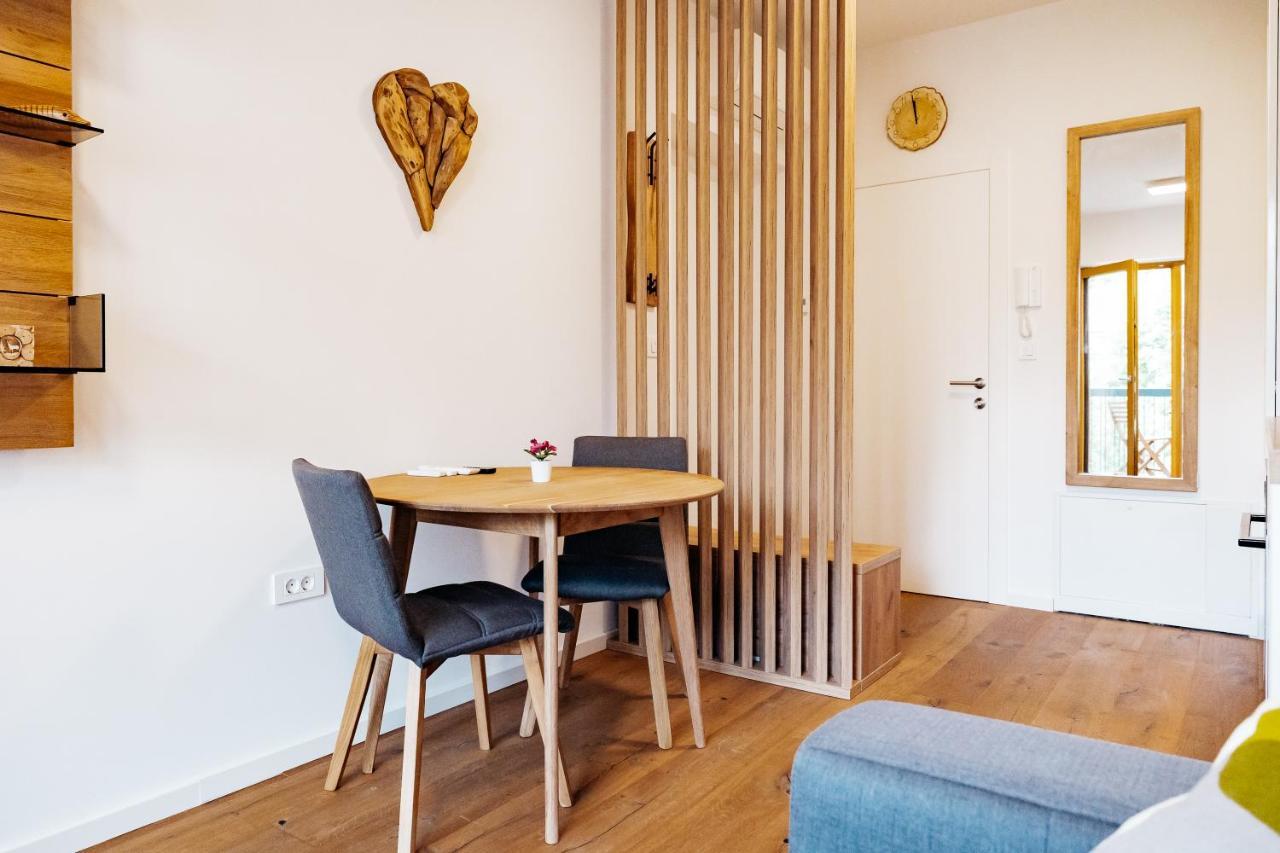 Woody - Comfy Apartment In Siska Любляна Екстериор снимка